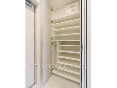 Closet