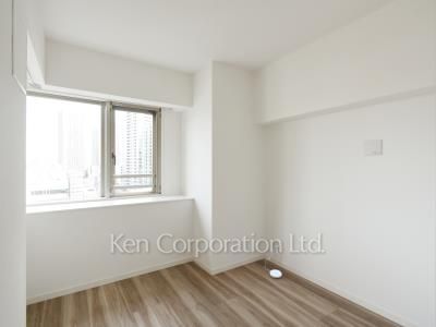 Bedroom ※Photo of the same layout on 13 floor. Decoration and fixture may differ.