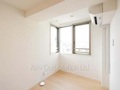 Bedroom ※Photo of the same layout on 12 floor. Decoration and fixture may differ.