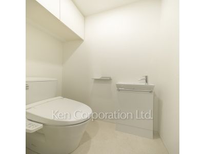 Lavatory