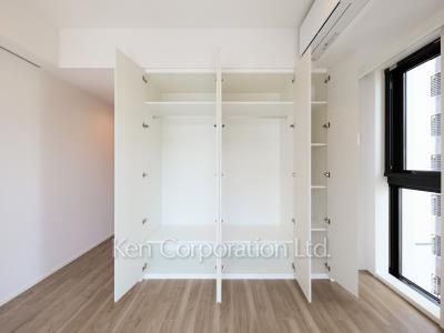 Closet ※Photo of the same layout on 5 floor. Decoration and fixture may differ.