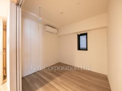 Bedroom ※Photo of the same layout on 6 floor. Decoration and fixture may differ.