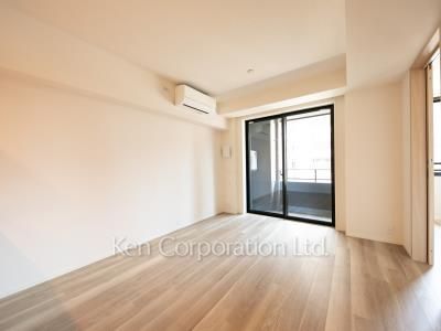 Living-Dining ※Photo of the same layout on 6 floor. Decoration and fixture may differ.