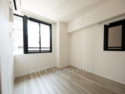 Bedroom ※Photo of the same layout on 6 floor. Decoration and fixture may differ.