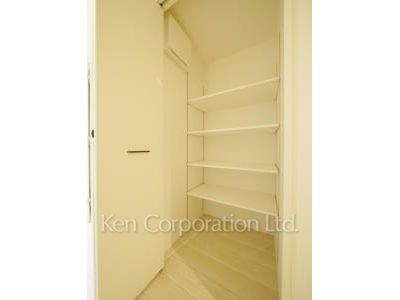 Storage *Photo of similar layout