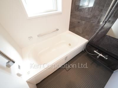 Bath Room  *Photo of similar layout
