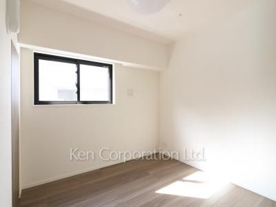 Bedroom ※Photo of the same layout on 7 floor. Decoration and fixture may differ.