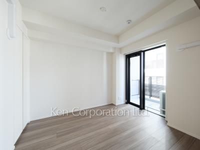 Bedroom ※Photo of the same layout on 5 floor. Decoration and fixture may differ.