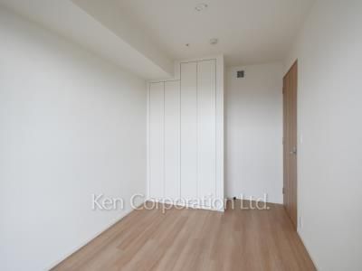 Bedroom ※Photo of the same layout on 14 floor. Decoration and fixture may differ.