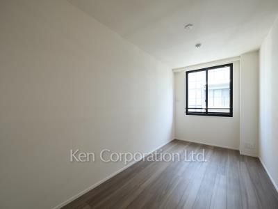 Bedroom ※Photo of the same layout on 5 floor. Decoration and fixture may differ.