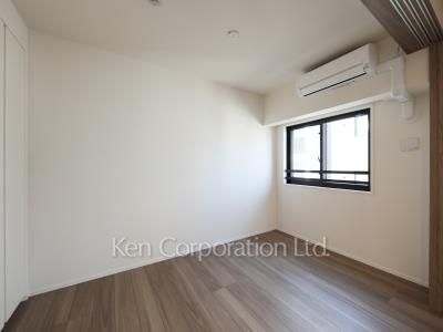 Bedroom ※Photo of the same layout on 5 floor. Decoration and fixture may differ.