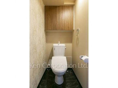 Lavatory