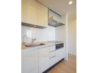 Kitchen ※Photo of the same layout on 26 floor. Decoration and fixture may differ.