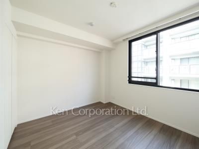 Bedroom ※Photo of the same layout on 5 floor. Decoration and fixture may differ.
