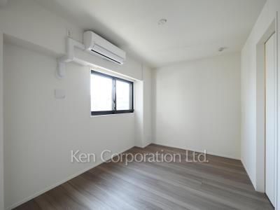 Bedroom ※Photo of the same layout on 5 floor. Decoration and fixture may differ.
