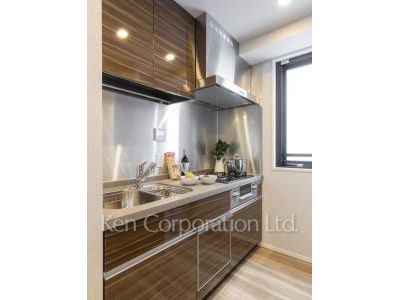 Kitchen ※Photo of the same layout on 3 floor. Decoration and fixture may differ.