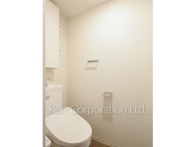 Lavatory ※Photo of the same layout on 1 floor. Decoration and fixture may differ.
