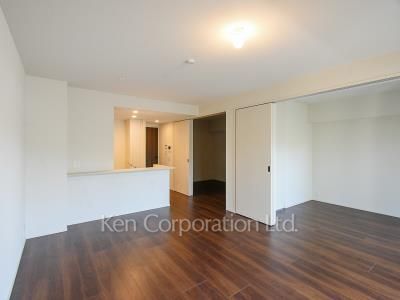 Living-Dining ※Photo of the same layout on 1 floor. Decoration and fixture may differ.