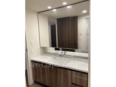 *Photo of similar layout
