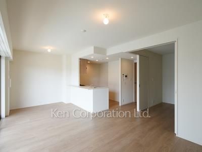 Living-Dining ※Photo of the same layout on 2 floor. Decoration and fixture may differ.