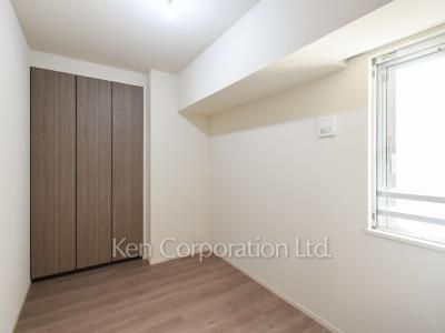 Bedroom ※Photo of the same layout on 6 floor. Decoration and fixture may differ.