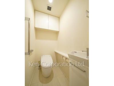 Lavatory
