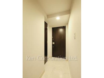 Entrance ※Photo of the same layout on 7 floor. Decoration and fixture may differ.