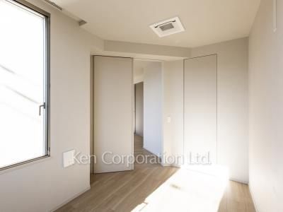 Bedroom ※Photo of the same layout on 3 floor. Decoration and fixture may differ.