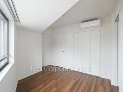 Bedroom ※Photo of the same layout on 6 floor. Decoration and fixture may differ.