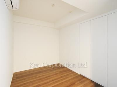 Bedroom ※Photo of the same layout on 6 floor. Decoration and fixture may differ.