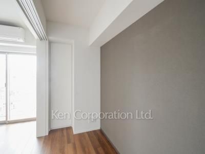 Bedroom ※Photo of the same layout on 6 floor. Decoration and fixture may differ.