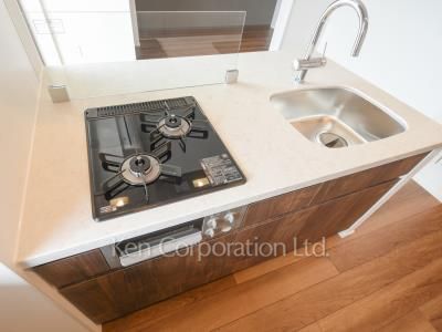 Kitchen ※Photo of the same layout on 6 floor. Decoration and fixture may differ.