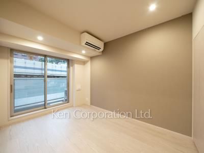 Bedroom ※Photo of the same layout on 4 floor. Decoration and fixture may differ.