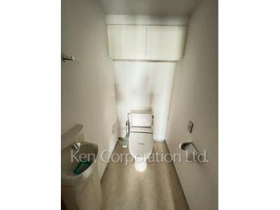 Lavatory