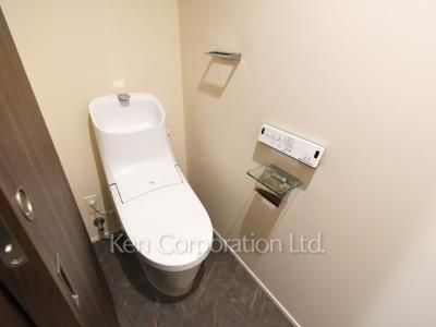 Lavatory