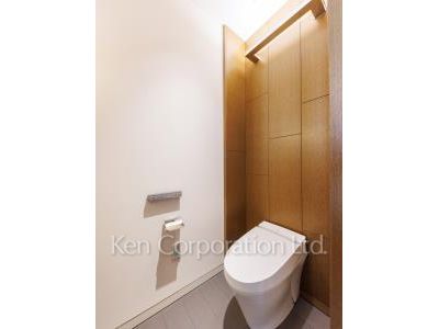 Lavatory ※Photo of the same layout on 33 floor. Decoration and fixture may differ.