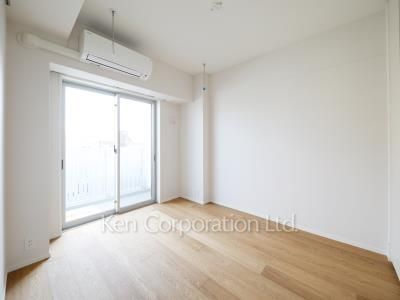 Bedroom ※Photo of the same layout on 5 floor. Decoration and fixture may differ.