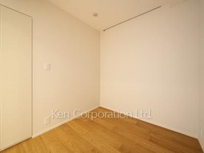 Bedroom ※Photo of the same layout on 5 floor. Decoration and fixture may differ.
