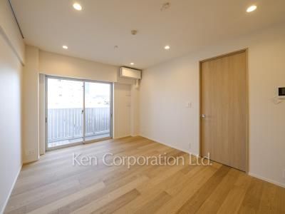 Living-Dining ※Photo of the same layout on 4 floor. Decoration and fixture may differ.