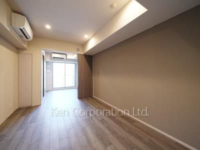 Living-Dining ※Photo of the same layout on 5 floor. Decoration and fixture may differ.