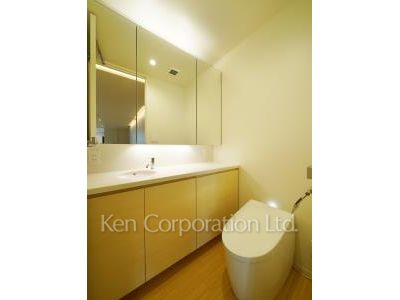 Lavatory