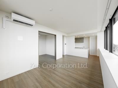 Living-Dining ※Photo of the same layout on 20 floor. Decoration and fixture may differ.