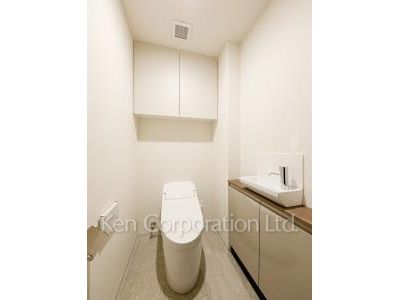Lavatory ※Photo of the same layout on 20 floor. Decoration and fixture may differ.