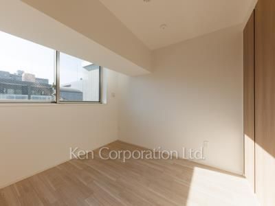 Bedroom ※Photo of the same layout on 9 floor. Decoration and fixture may differ.