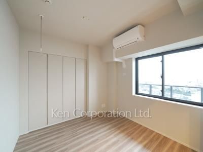 Bedroom ※Photo of the same layout on 17 floor. Decoration and fixture may differ.
