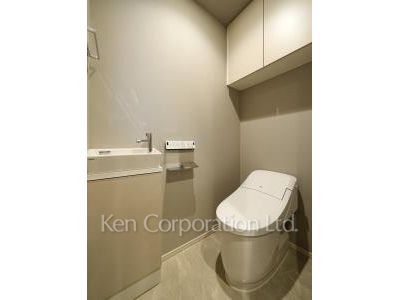 Lavatory ※Photo of the same layout on 17 floor. Decoration and fixture may differ.