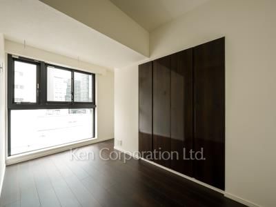 Bedroom ※Photo of the same layout on 5 floor. Decoration and fixture may differ.
