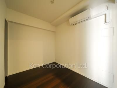 Bedroom ※Photo of the same layout on 5 floor. Decoration and fixture may differ.