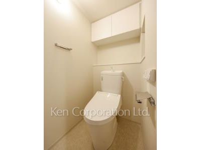 Lavatory ※Photo of the same layout on 6 floor. Decoration and fixture may differ.