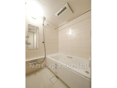 Bath ※Photo of the same layout on 3 floor. Decoration and fixture may differ.